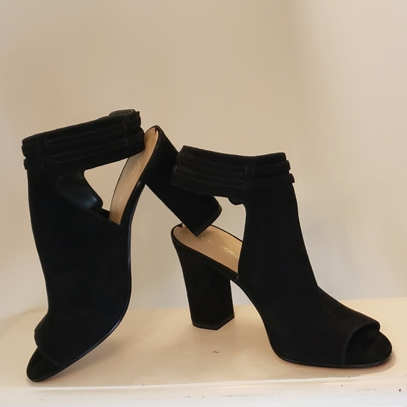 via spiga nova ankle wrap sandal